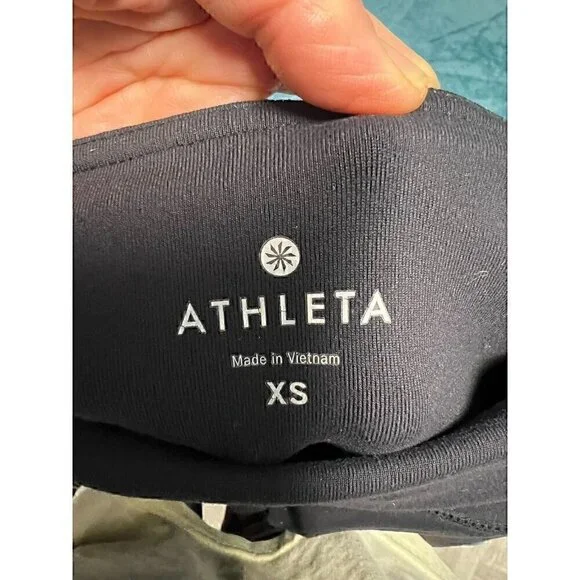 Women’s Athleta Chaturanga Leggings BLACK,921625-00, hiking, gym attire, XSMALL - Picture 6 of 6